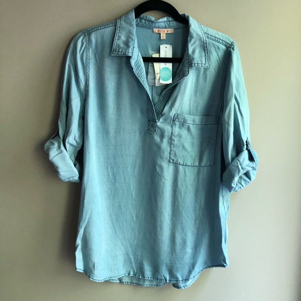 NWT Stitch Fix Exclusive Chambray Top